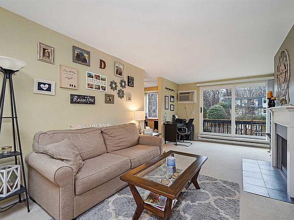 4th image of 209 Drew Ln
