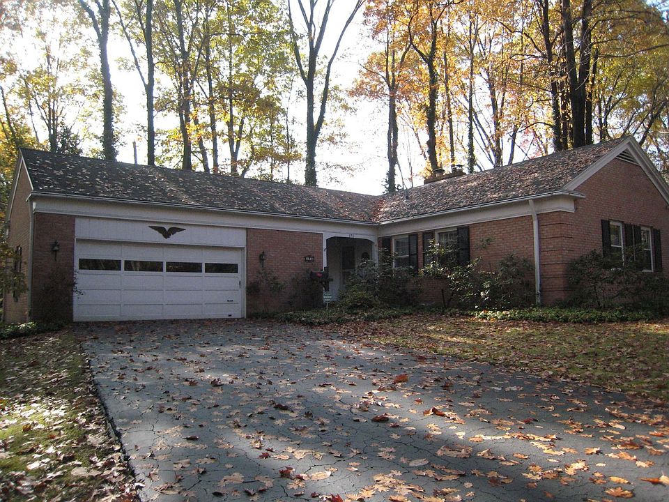 1st image of 170 Cedar Hill Cir