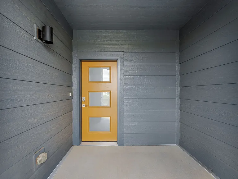 4894 River Roads Dr — Photo 3
