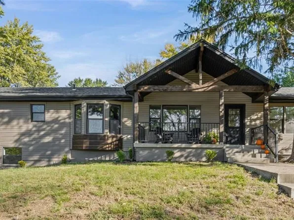 15800 Woods Chapel Rd, Kansas City, MO 64139