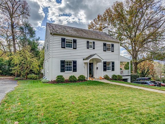 2nd image of 3228 Brightwood Pl SW