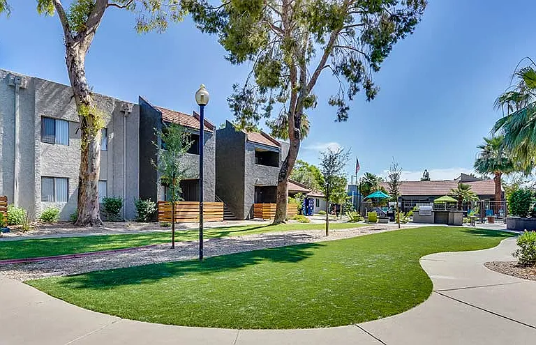 Cielo Apartments — Photo 25