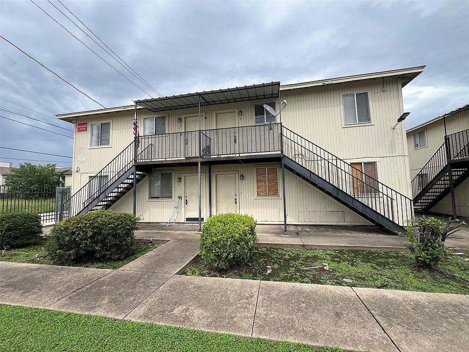 1st image of 1201 Gillette St APT 4