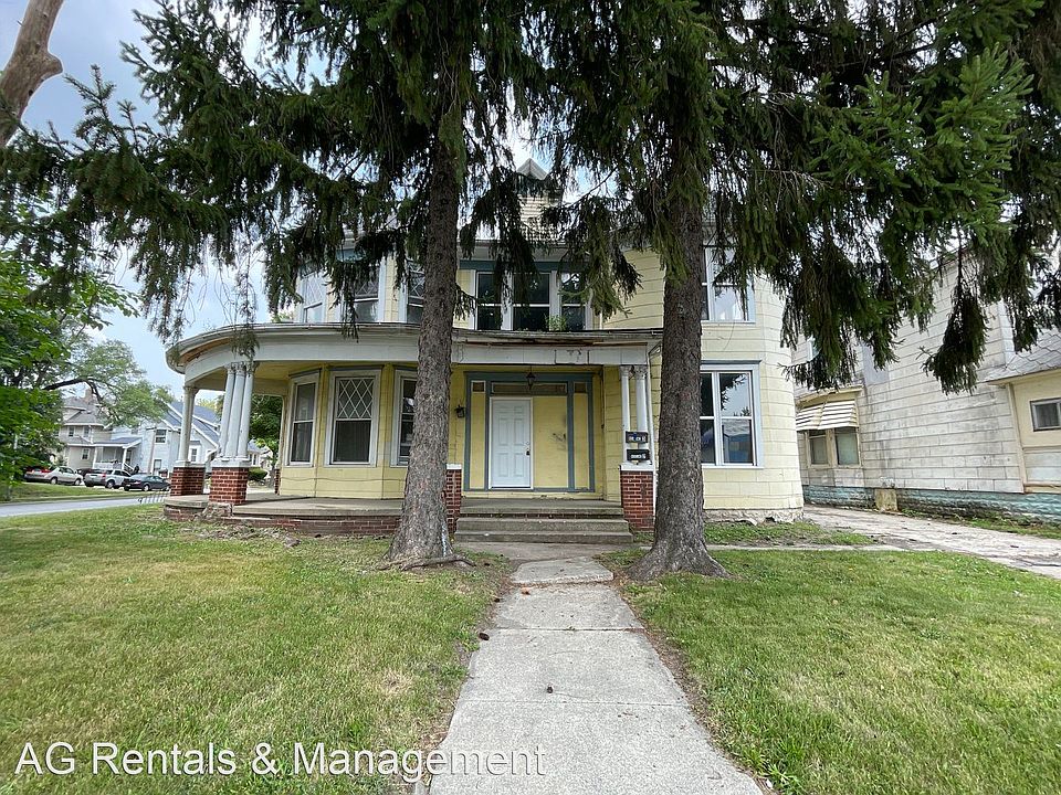 1st image of 201 E Woodland Ave #1