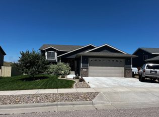 242 E Bengal Dr, Rapid City, SD 57701