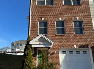 2218 Lapis Ln, Harrisonburg, VA 22801