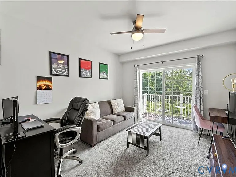 5922 Laurel Bed Ln — Photo 12