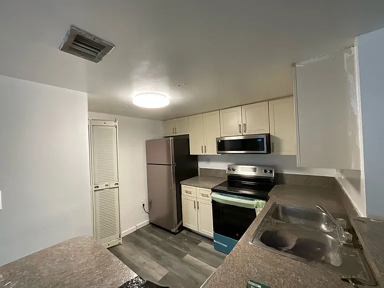 9877 Nob Hill Ln #25-98 — Photo 4