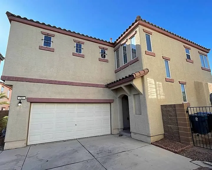 731 Emerald Idol Pl — Photo 1