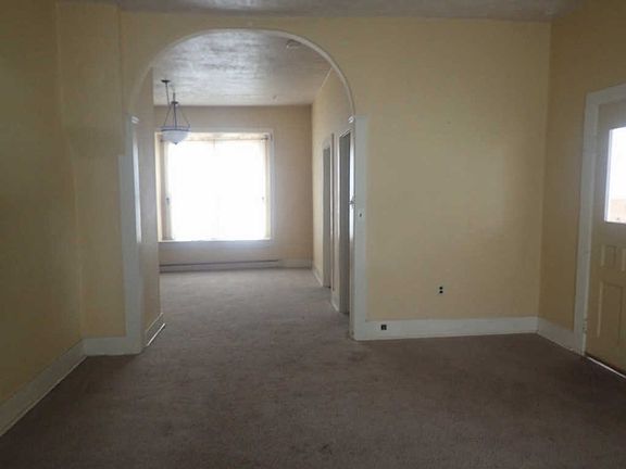 3rd image of 309 Merriam St