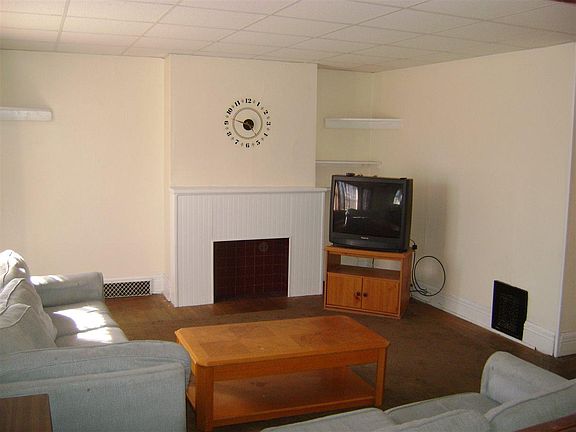 4th image of 479 Hamilton St #1A