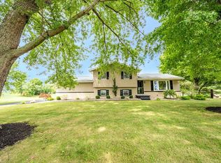 16710 W Pine Lake Rd, Beloit, OH 44609