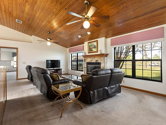 4th image of 6232 NE 52nd St