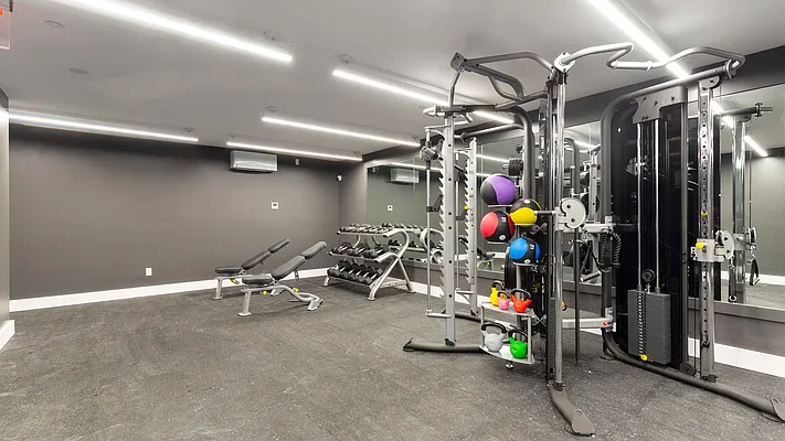 Rented by Nooklyn NYC LLC | media 42