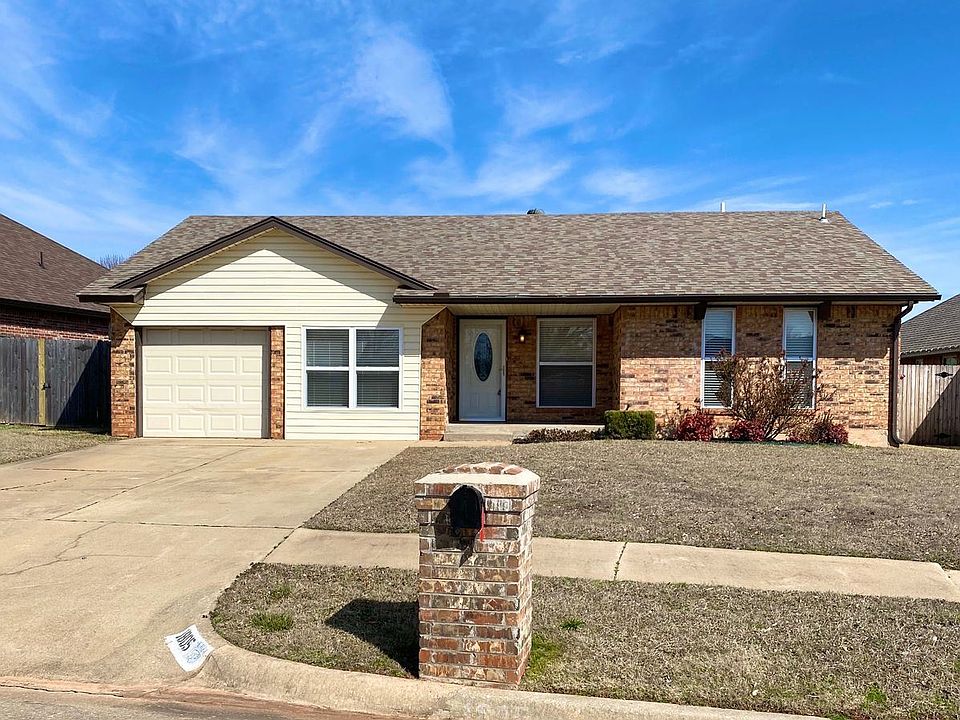 1st image of 1805 Pinewood Dr