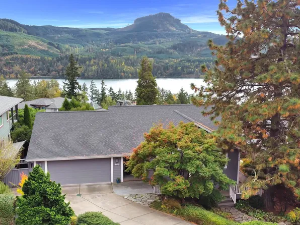 560 E 1st St, Lowell, OR 97452