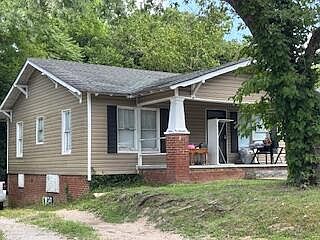 1st image of 1106 Rockway Dr