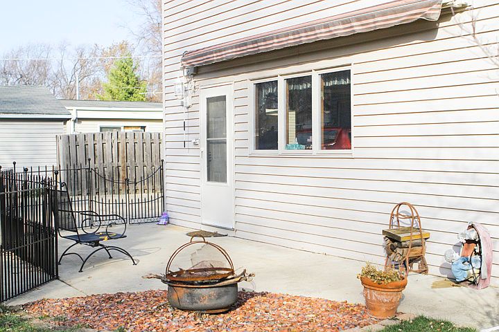 2nd image of 3901 Bluebird Ln