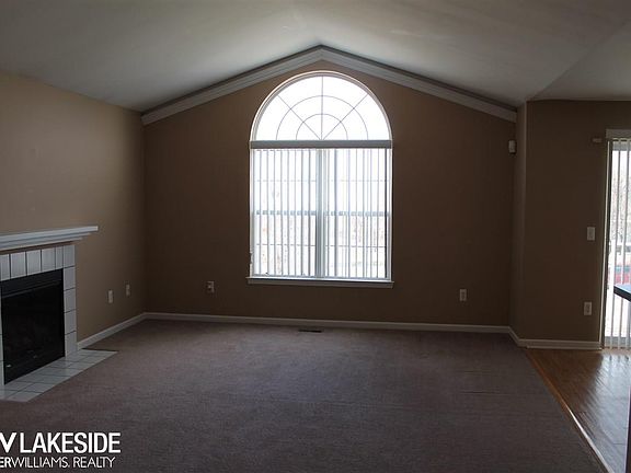 5th image of 15211 Cornell Dr
