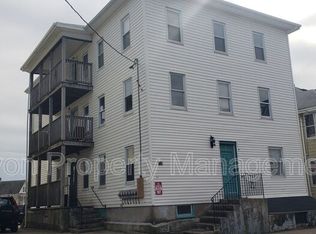 276 Hunt St APT 3F, Central Falls, RI 02863