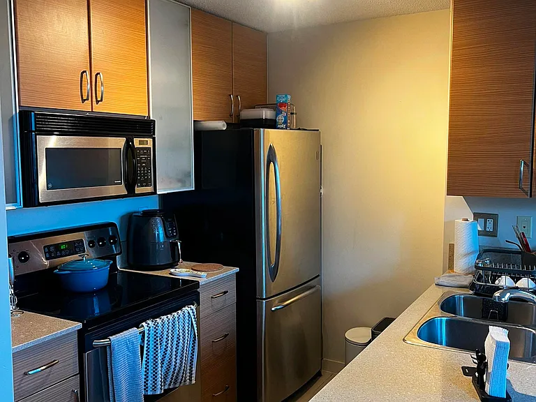 928 Homer St #1209 — Photo 6