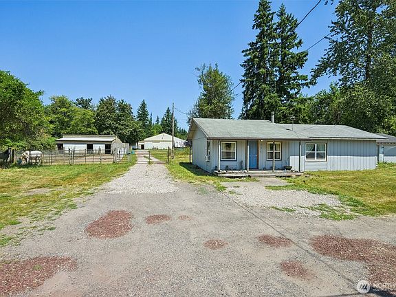 2nd image of 21914 NE 58th Street