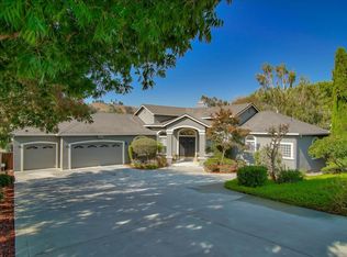 800 Oak Ridge Dr, Hollister, CA