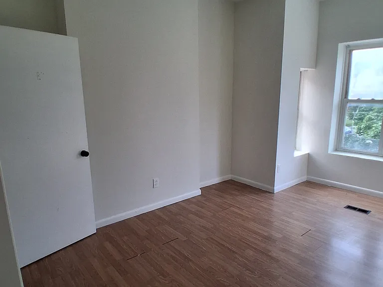 103 W 9th Ave #10 — Photo 9