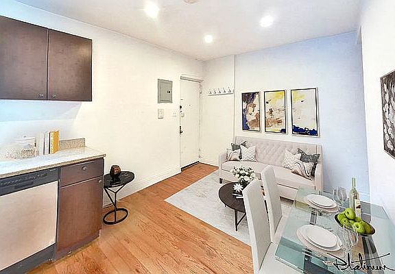 5th image of 140 Orchard St APT 9
