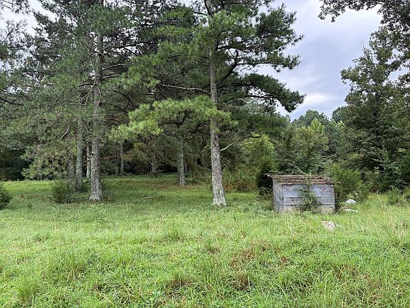 5th image of 375 Ables Rd