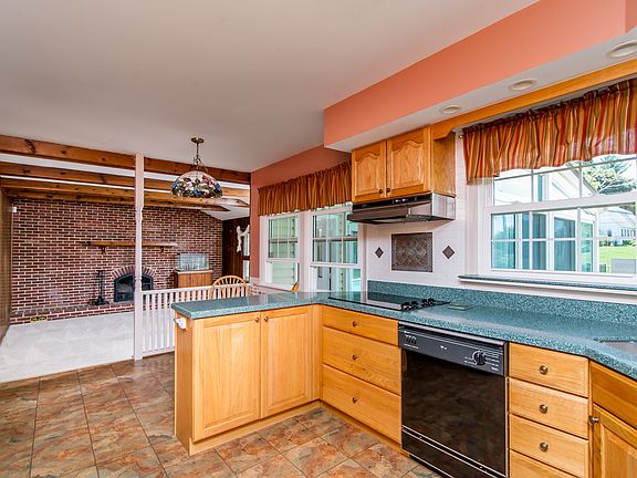 Kitchen Opens to Family Room