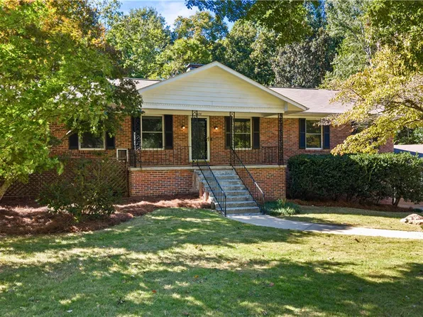 426 Sehoy Cir, Auburn, AL 36830
