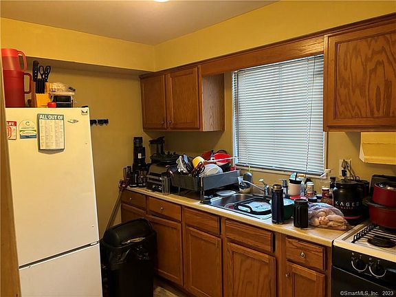 4th image of 114 Park St APT A1