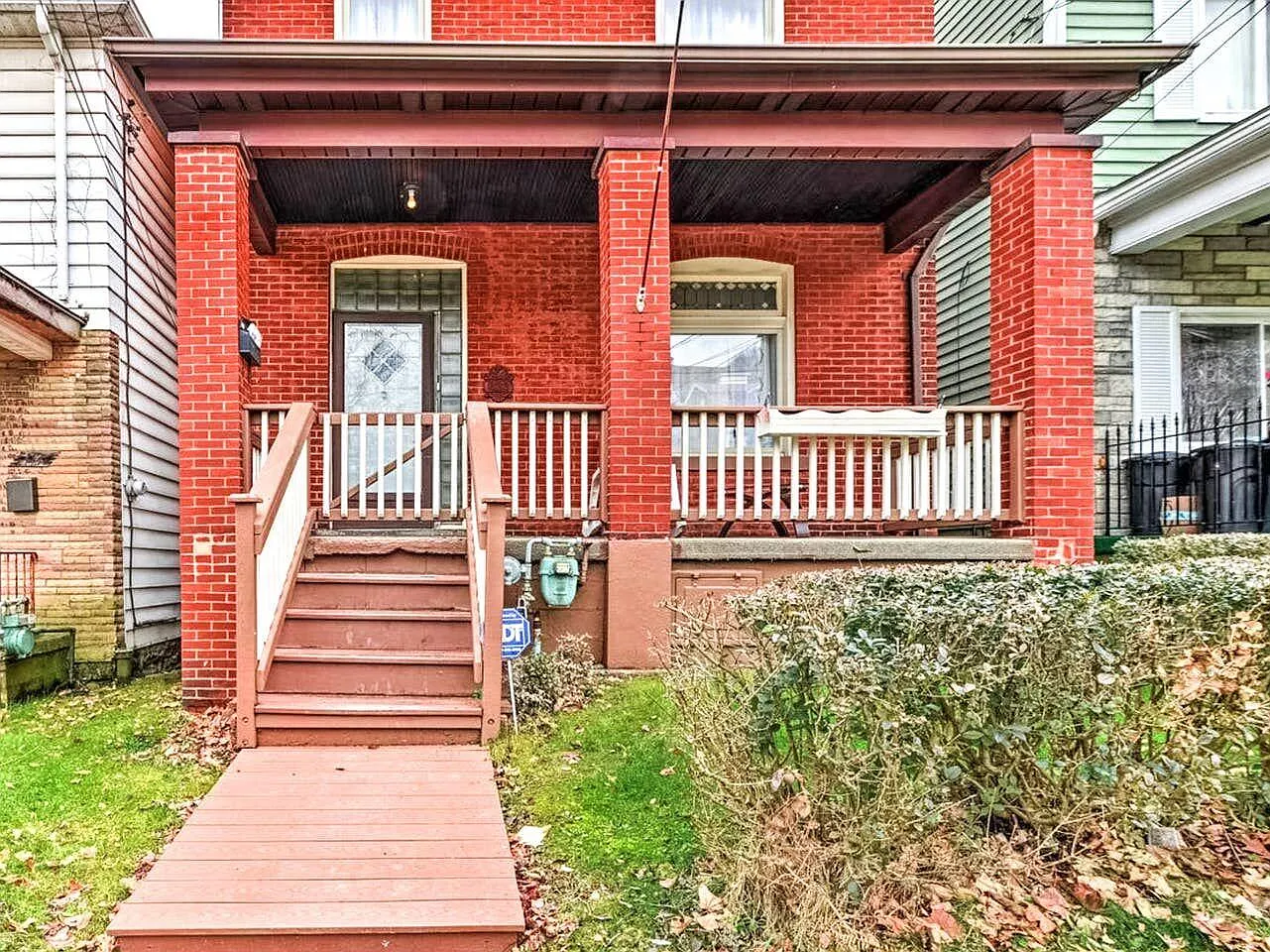 112 Secane St photo 1