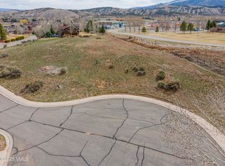 405 Red Fox Dr, Gypsum, CO 81637