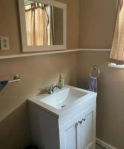 5435 5th Ave #2 — Photo 11