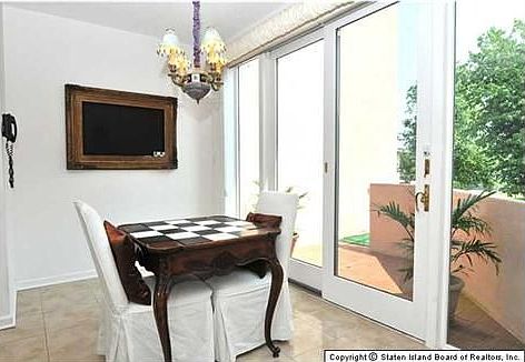 4th image of 21 Harbour Ct #21