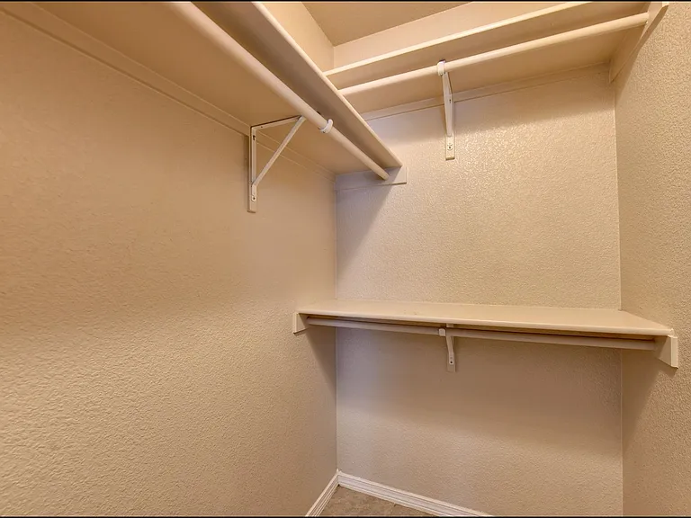 7351 Burntside Ln — Photo 21