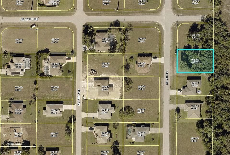 1st image of 2707 NE 7th Pl