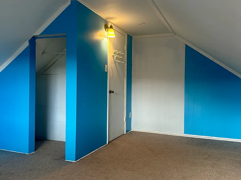3rd bedroom, larger, mini splits for added for comfort.