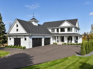 4350 Lakeview Ct, Mound, MN 55364