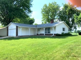 42 Merlin Dr, Rochester, IL 62563