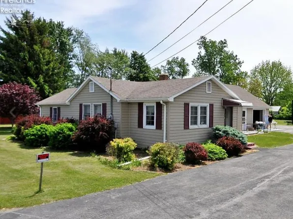 115 County Road 73, Fremont, OH 43420