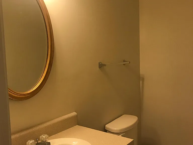 2660 Gilbert St SE — Photo 5