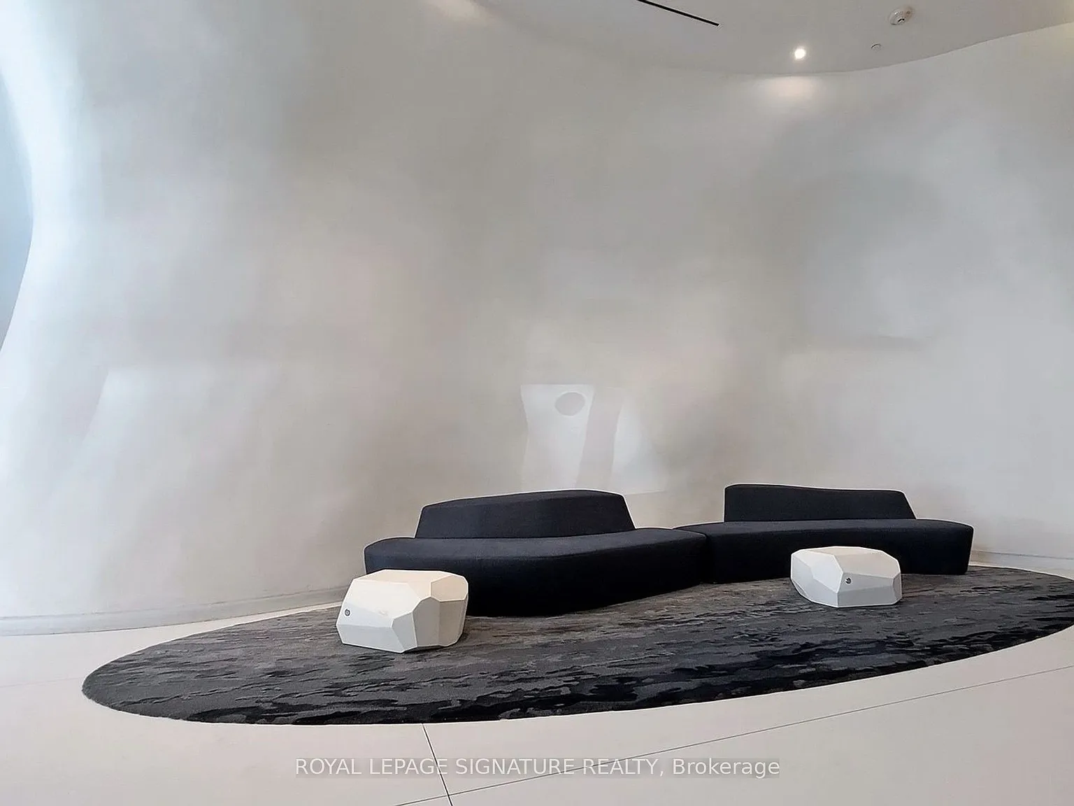 2 bed, $4,400 — Photo 4
