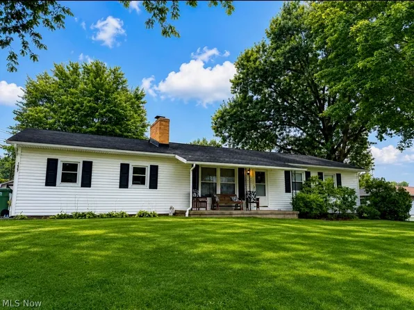 1627 Bruce St, Canal Fulton, OH 44614
