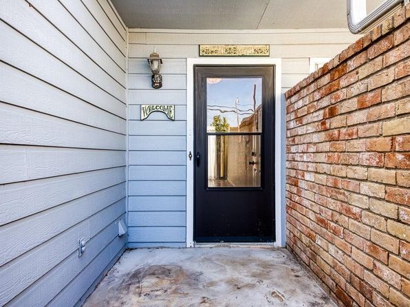 1459 Moore Ave, Portland, TX 78374