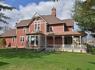 518 E Main St, Reedsburg, WI 53959