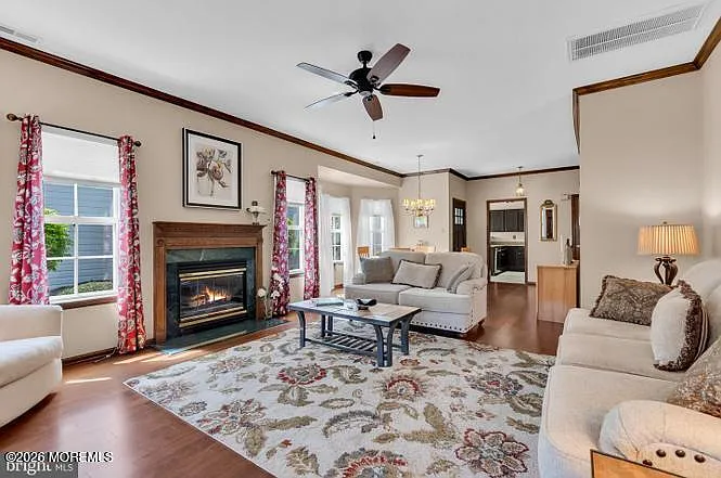 65 Summerhill Dr — Photo 4
