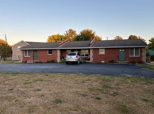 9824 W Knox St APT A, Edwards, IL 61528